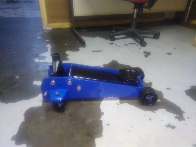 Rebuild of a 20 ton hydraulic trolley jack by Hydraulic Squad
