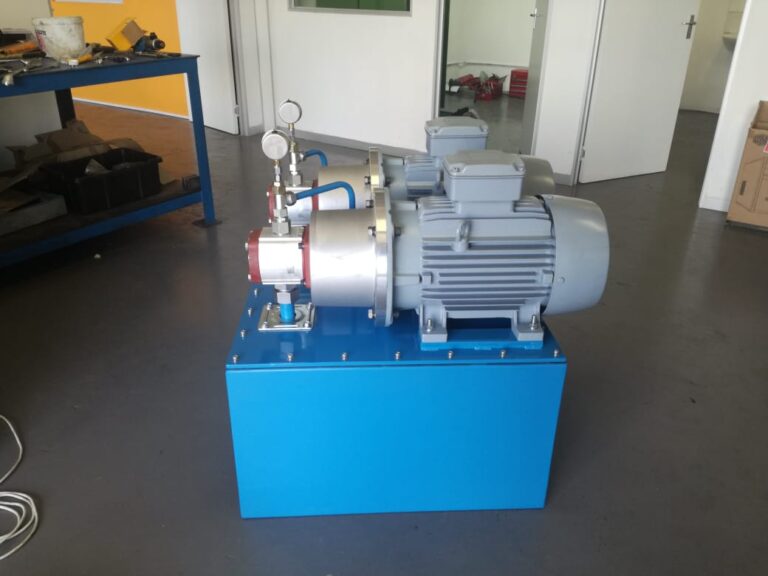 Special custom power packs by Hydraulic Squad